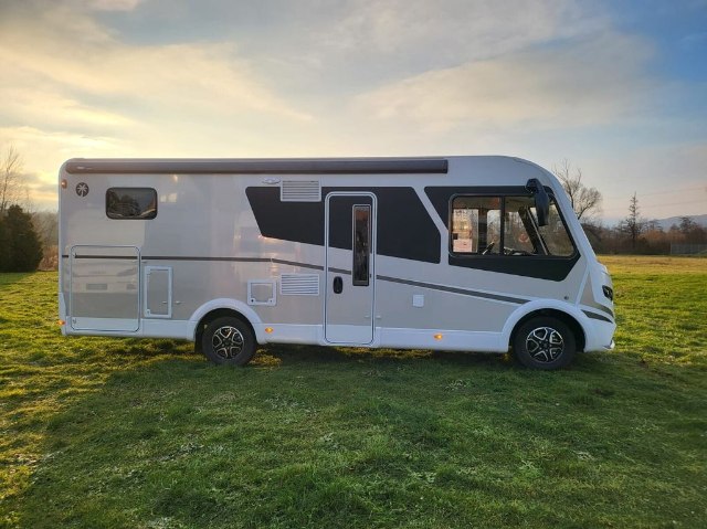 obrázok auta