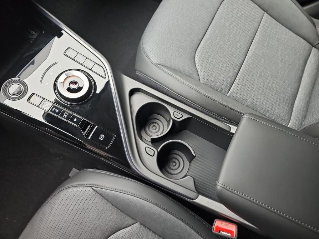 Kia Niro 1.6 GDI PHEV Spirit 2WD, 135kW, A, 5d.