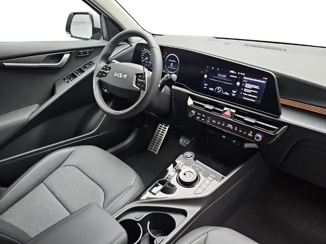 Kia Niro 1.6 GDI PHEV Spirit 2WD, 135kW, A, 5d.
