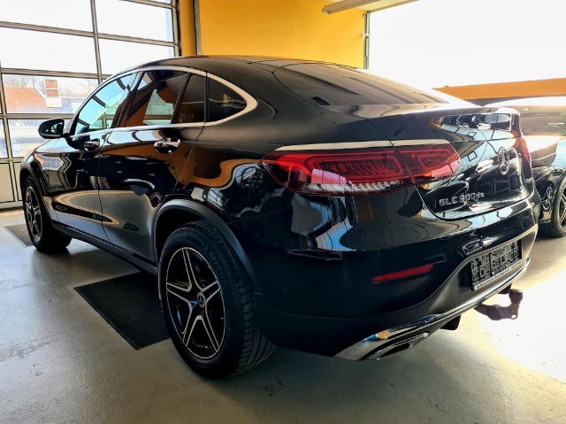 obrázok auta