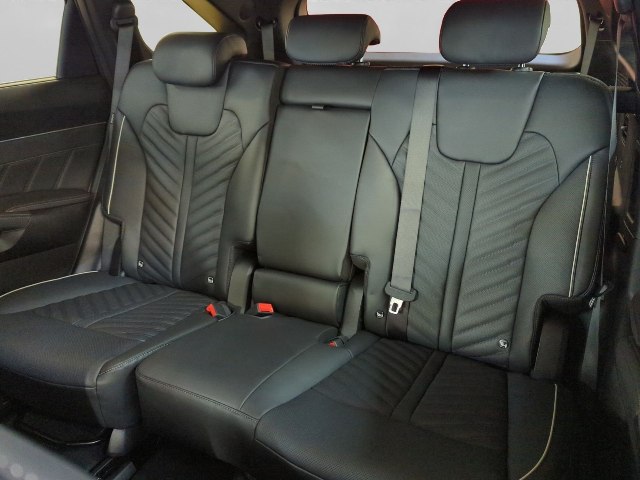 Kia Sorento Platinum Edition 2.2 CRDi 4WD, 142kW, A8, 5d.