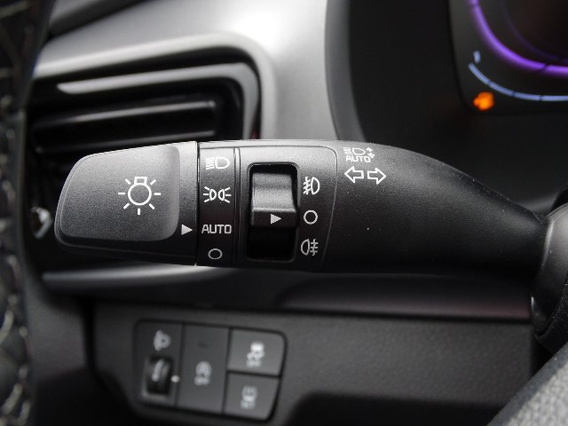 Kia Stonic 1.0 T-GDI, 74kW, A, 5d.