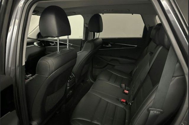 Kia Sorento Platinum Edition 2.2 CRDi 4WD, 147kW, A8, 5d.