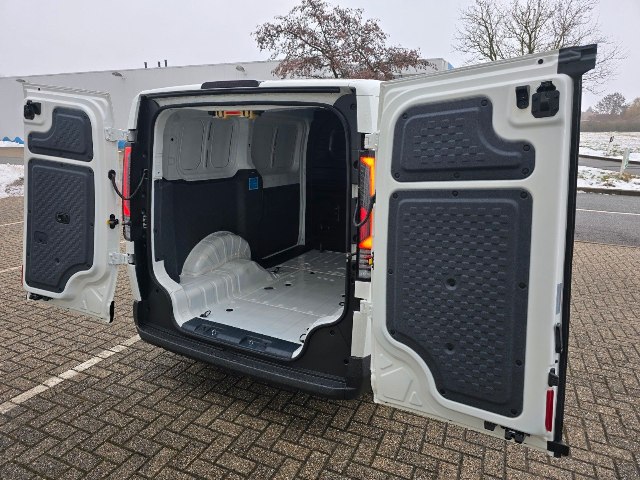 Kia PV5 L2H1 BEV, 120kW, A
