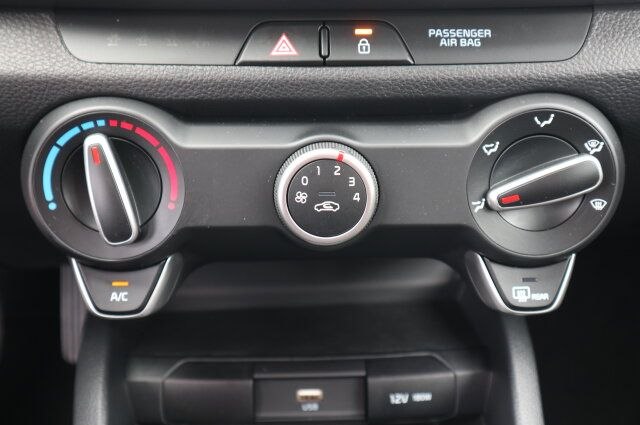 Kia Stonic 1.0 T-GDI, 74kW, A, 5d.