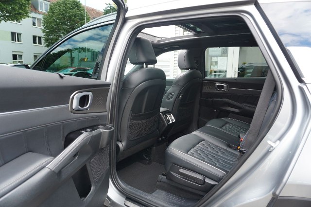 Kia Sorento Platinum Edition 2.2 CRDi 4WD, 148kW, A8, 5d.