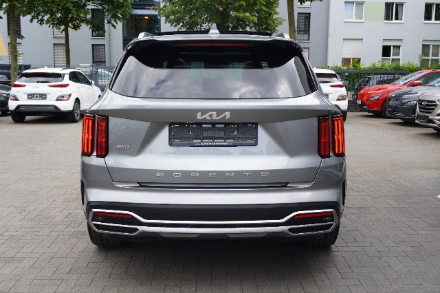 Kia Sorento Platinum Edition 2.2 CRDi 4WD, 148kW, A8, 5d.
