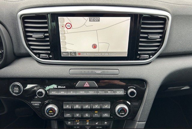 Kia Sportage 2.0 CRDi 4WD, 136kW, A6, 5d.