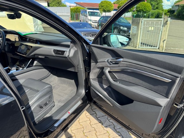 obrázok auta