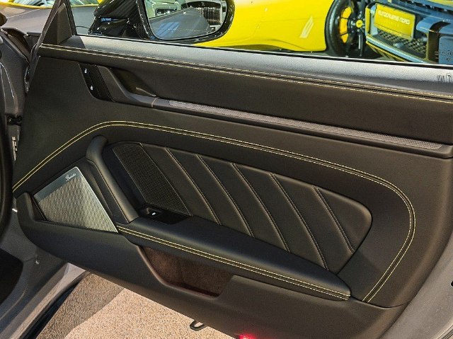 obrázok auta
