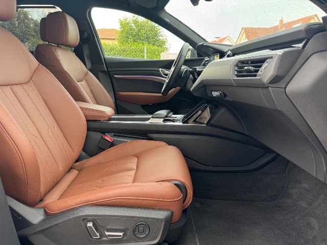 obrázok auta